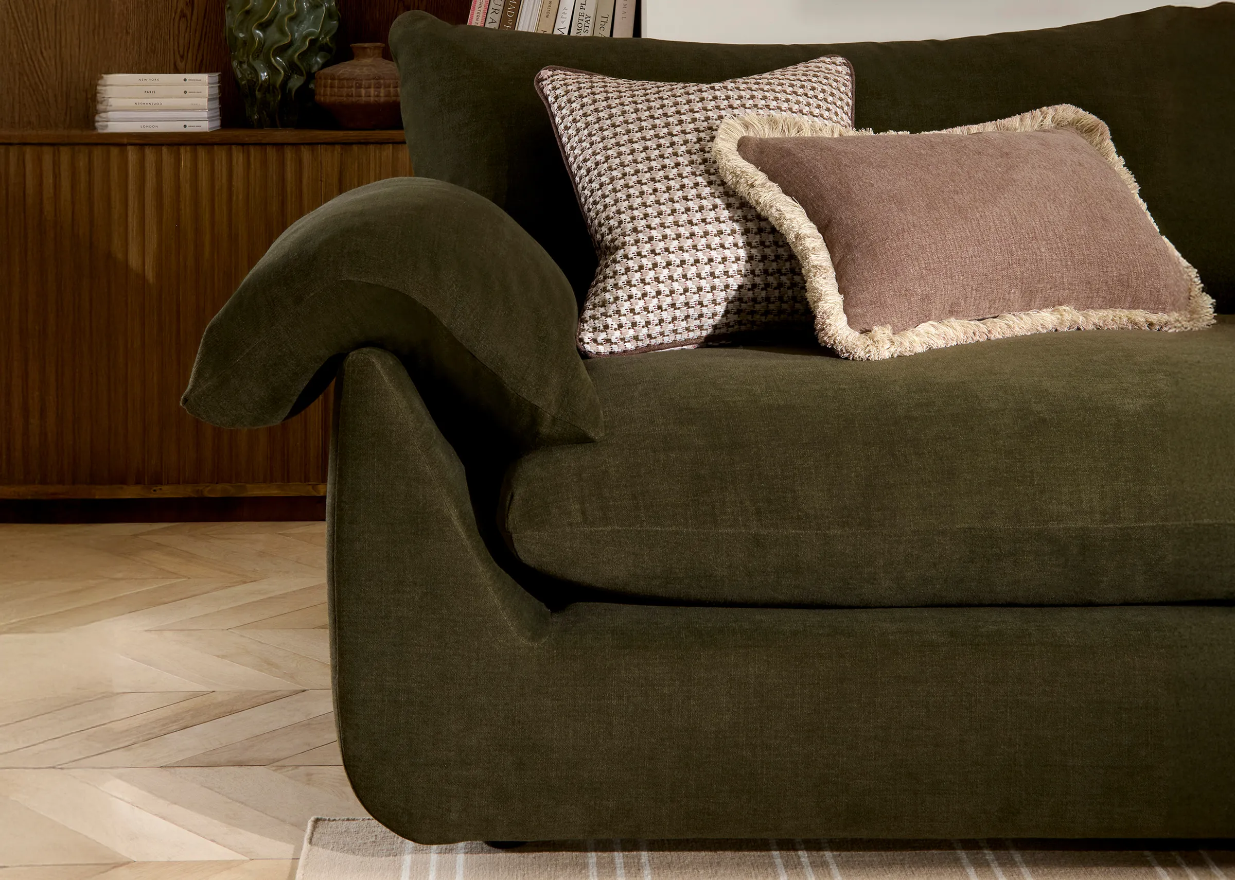 A lifestyle image of the olive chenille fabric on the Bayswater range.