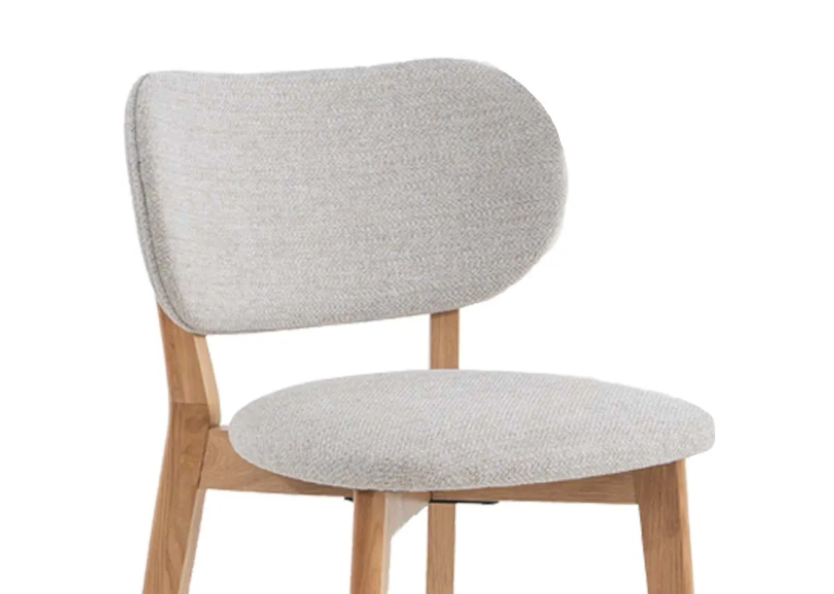 A dimension image of the Stilo Bar stool with 49cm x 50cm x 99.5cm