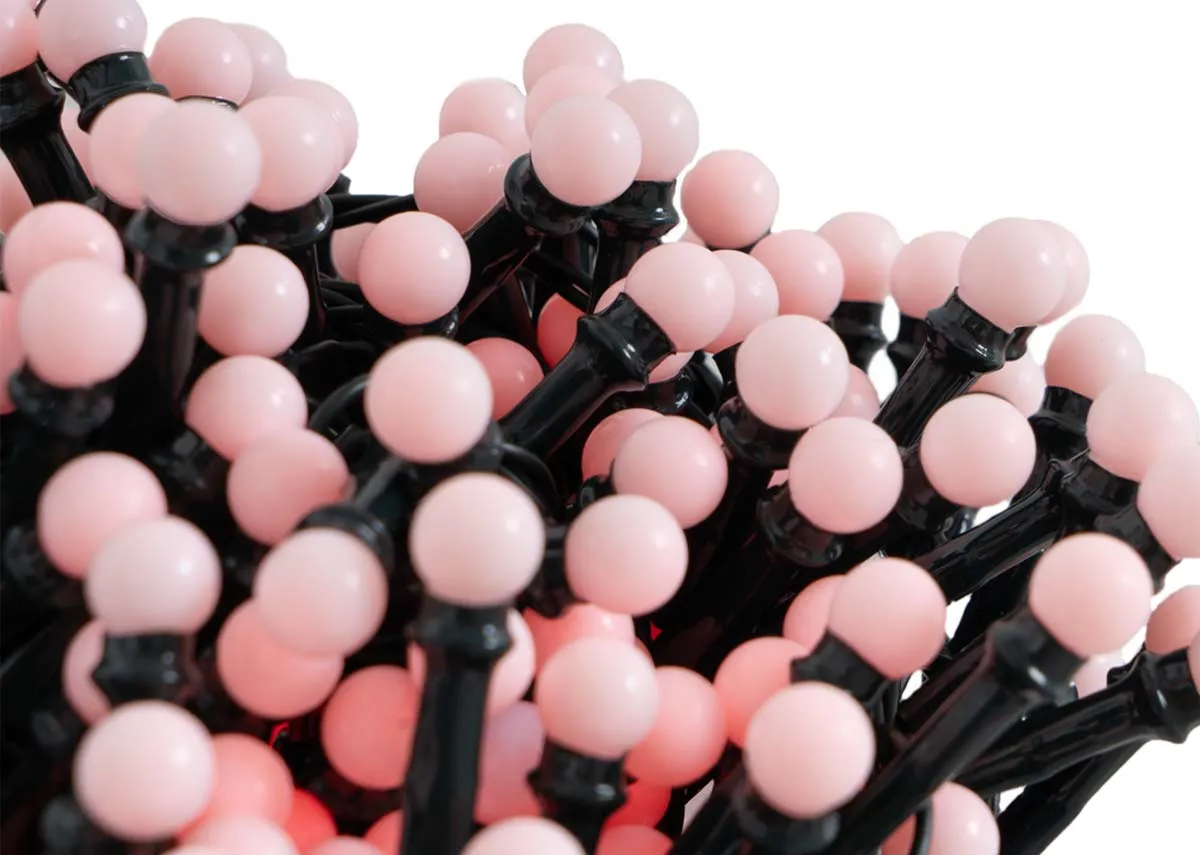 A dimension image of the 360 decor berry lights with 5m cable