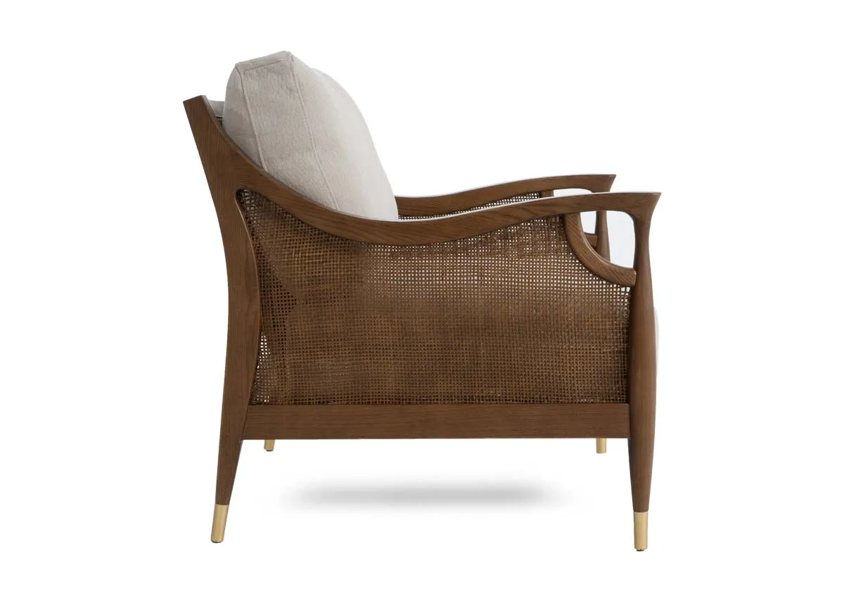 A dimension image of the Reese Lounge Chair with 68cm x 70.5cm x 83cm