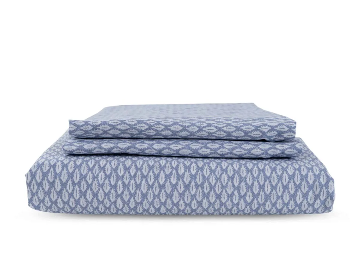A dimension image of the Foxford Nancy Duvet Set with 140cm x 200cm