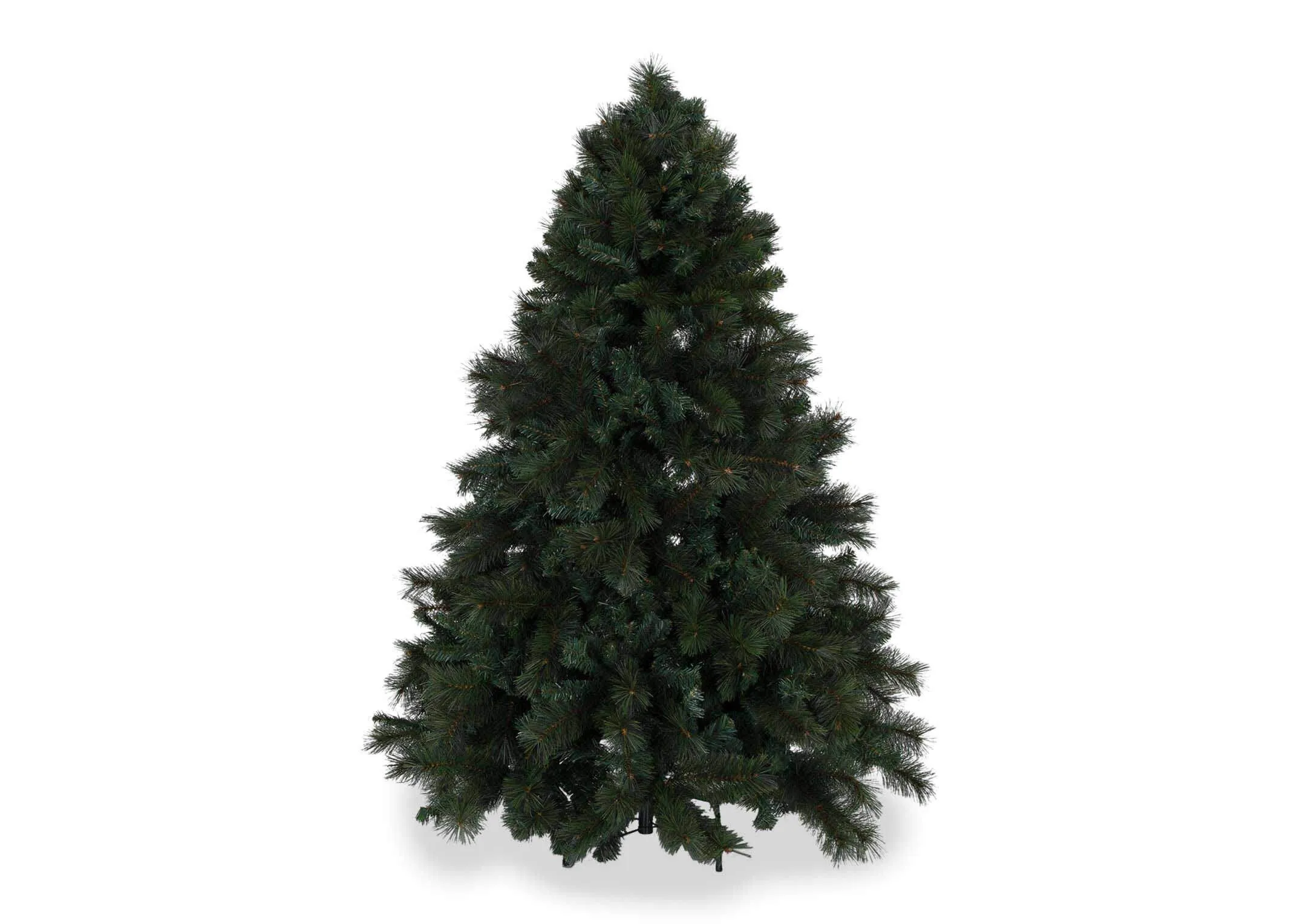 A view in full from the front of the 6ft Pine Christmas Tree.