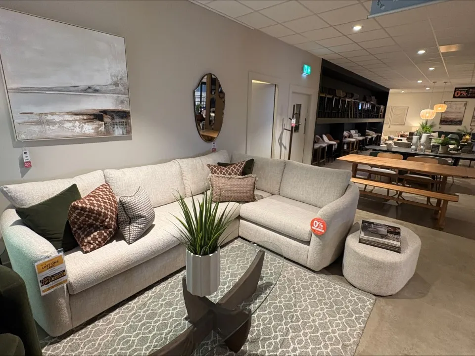 Carnaby By Vogue Large Cream Boucle LHF Corner Sofa (Cavan Floor Model)
