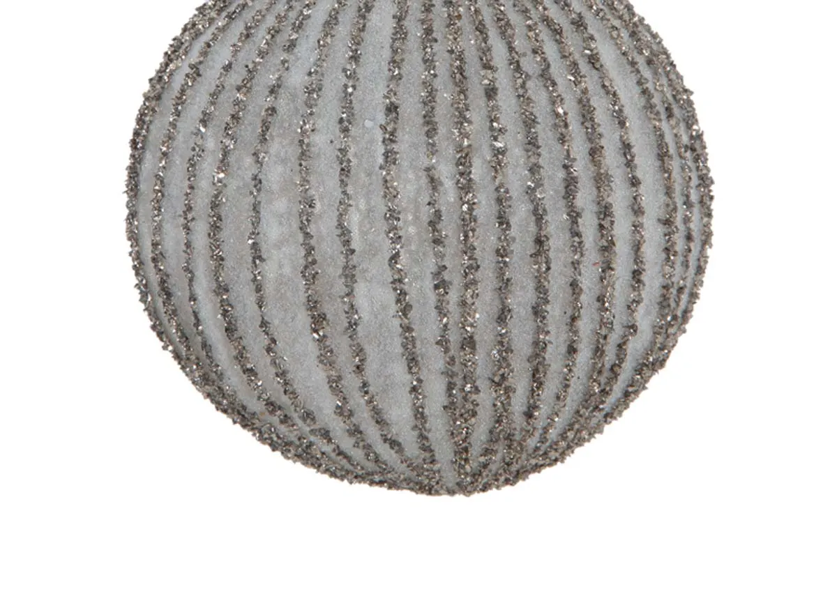 A dimension image of the We Three Kings Bauble with 10cm