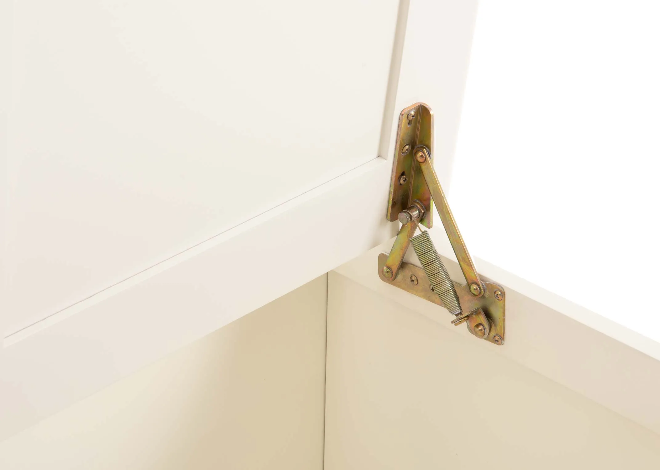A white pine wood blanket box from EZ Living Furnitures Atlas range.. Closeup of metal hinge