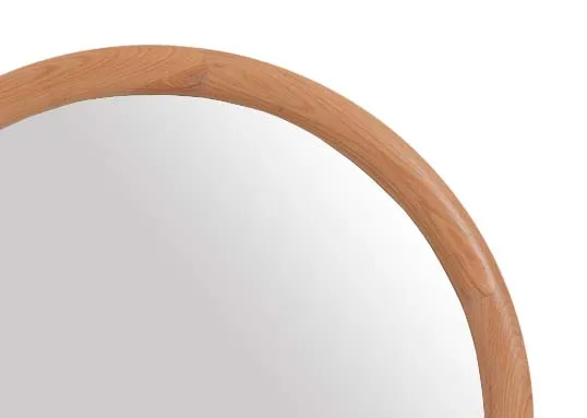 A round oak framed mirror from EZ Livings Furnitures Fisher range. Closeup of thick frame