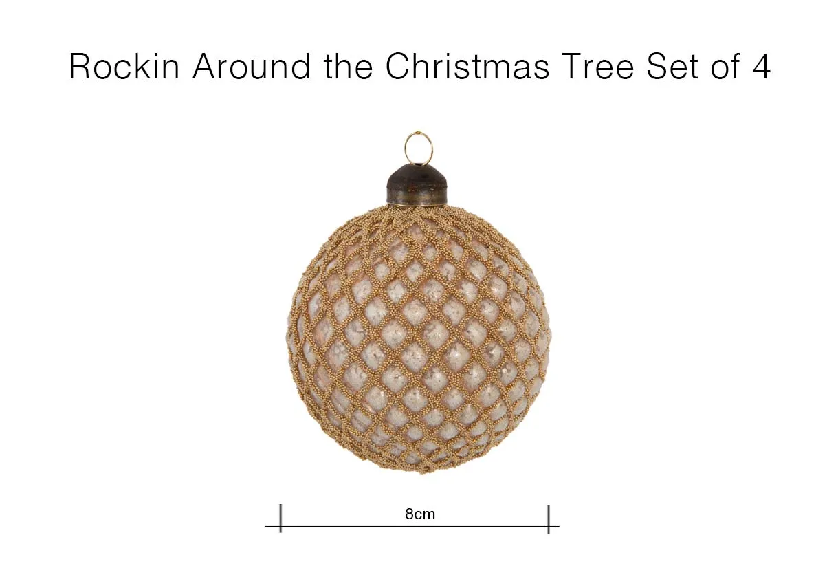 A dimension image of the Rockin around the Christmas tree with 8cm