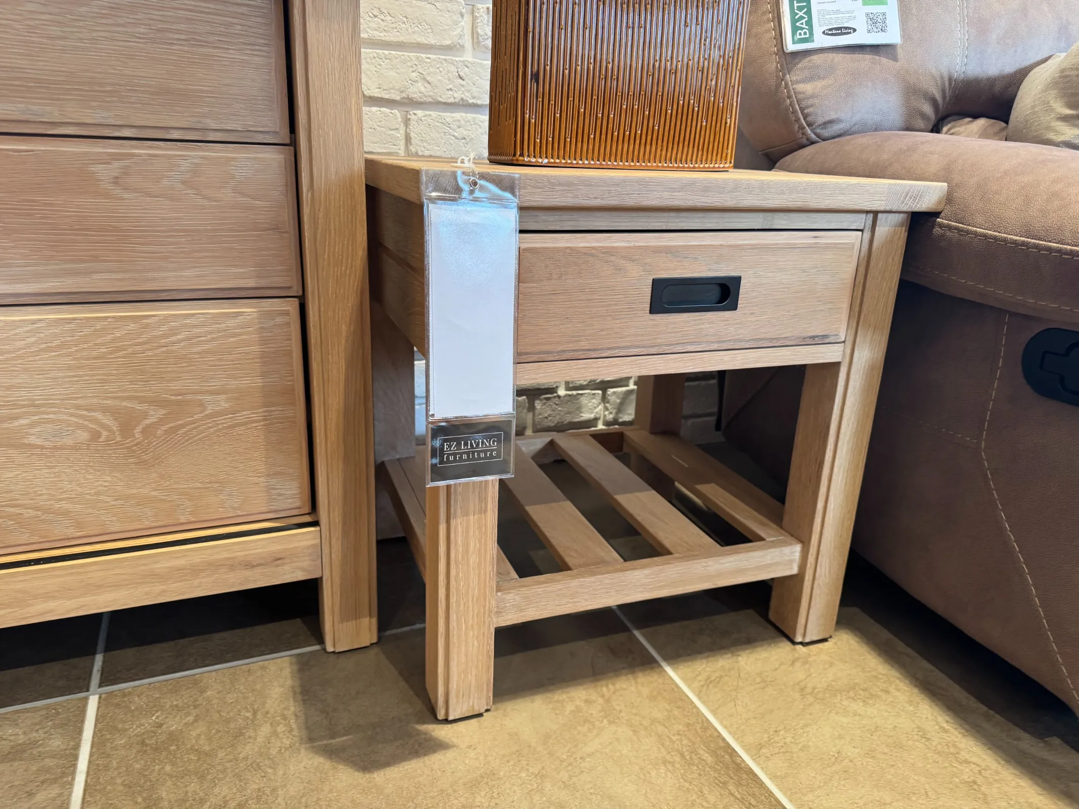 Albany 1 Drawer Oak Lamp Table (Tallaght floor Model)