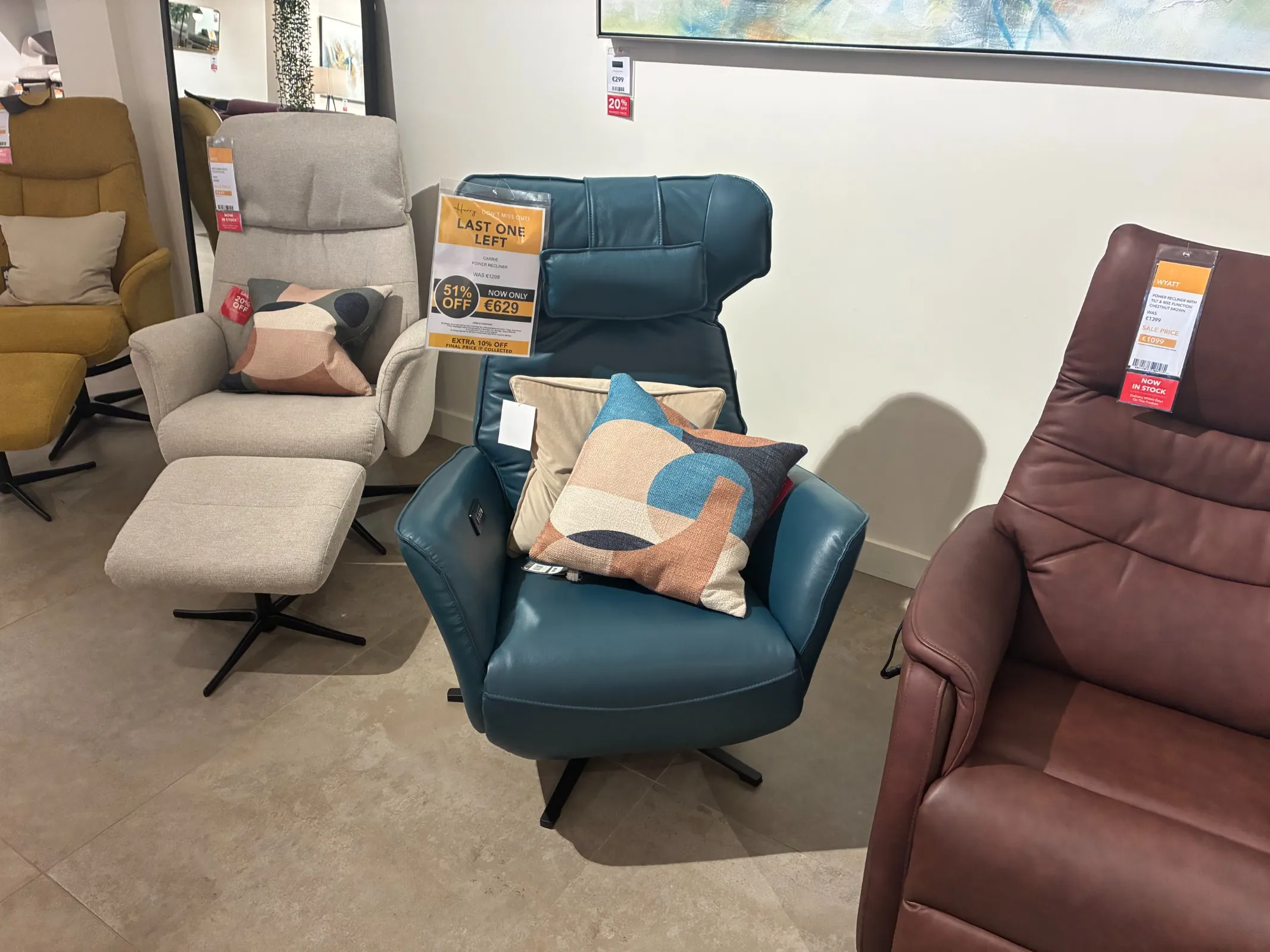 Carrie - Blue Leather Power Reclining Chair (Carlow Floor Model)
