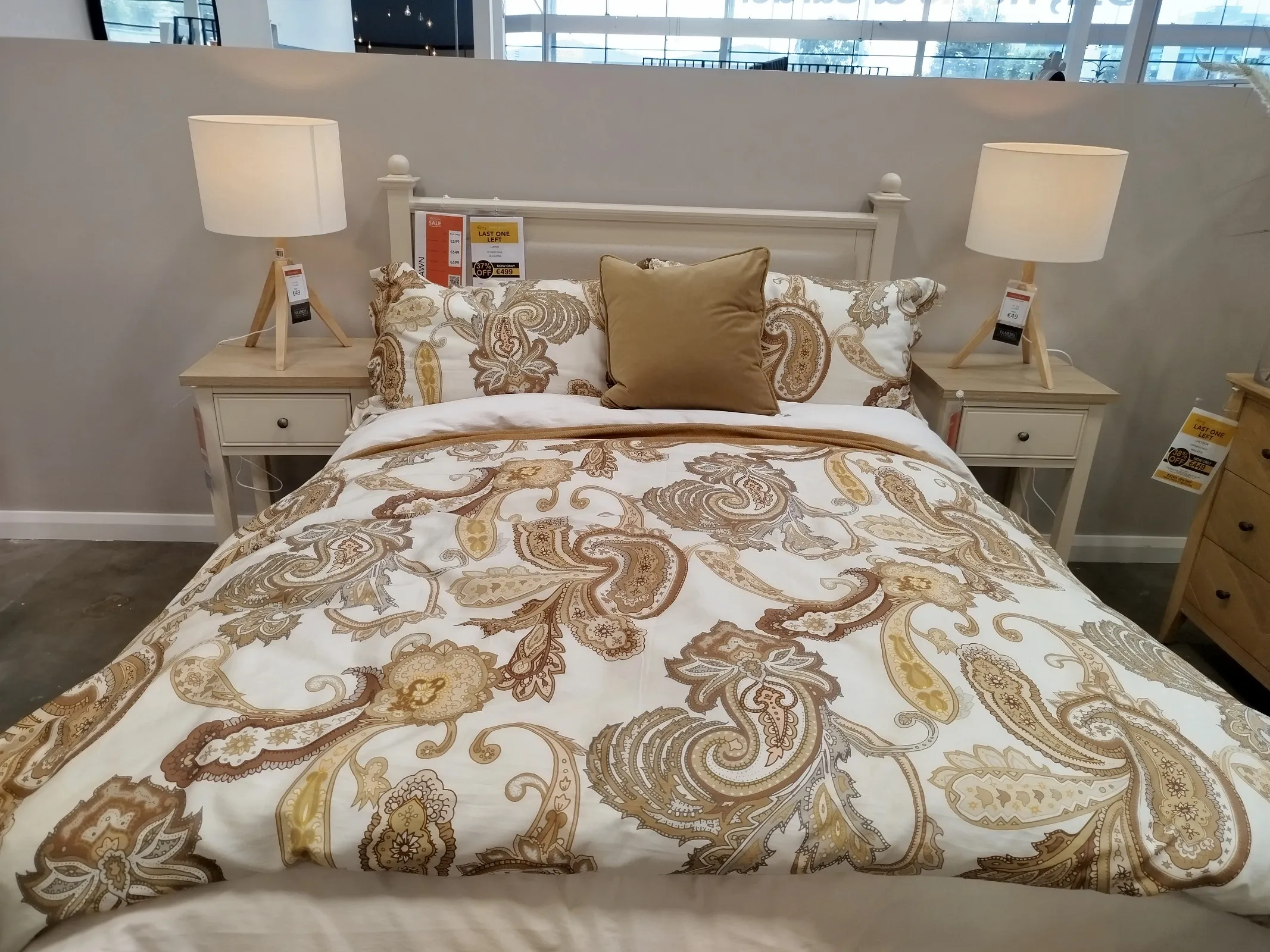 Dawn King Size (5ft) Cream Pine Bed Frame (Naas Rd Floor Model)