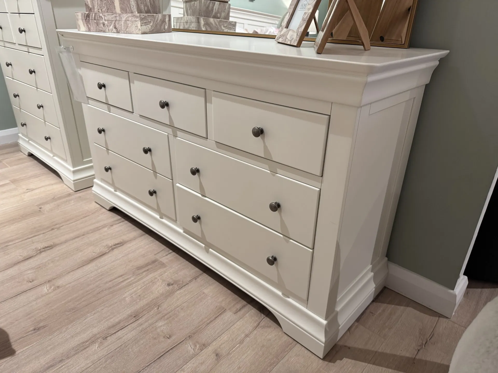 Dove 7 Drawer White Pine Dresser (Tallaght Floor Model)