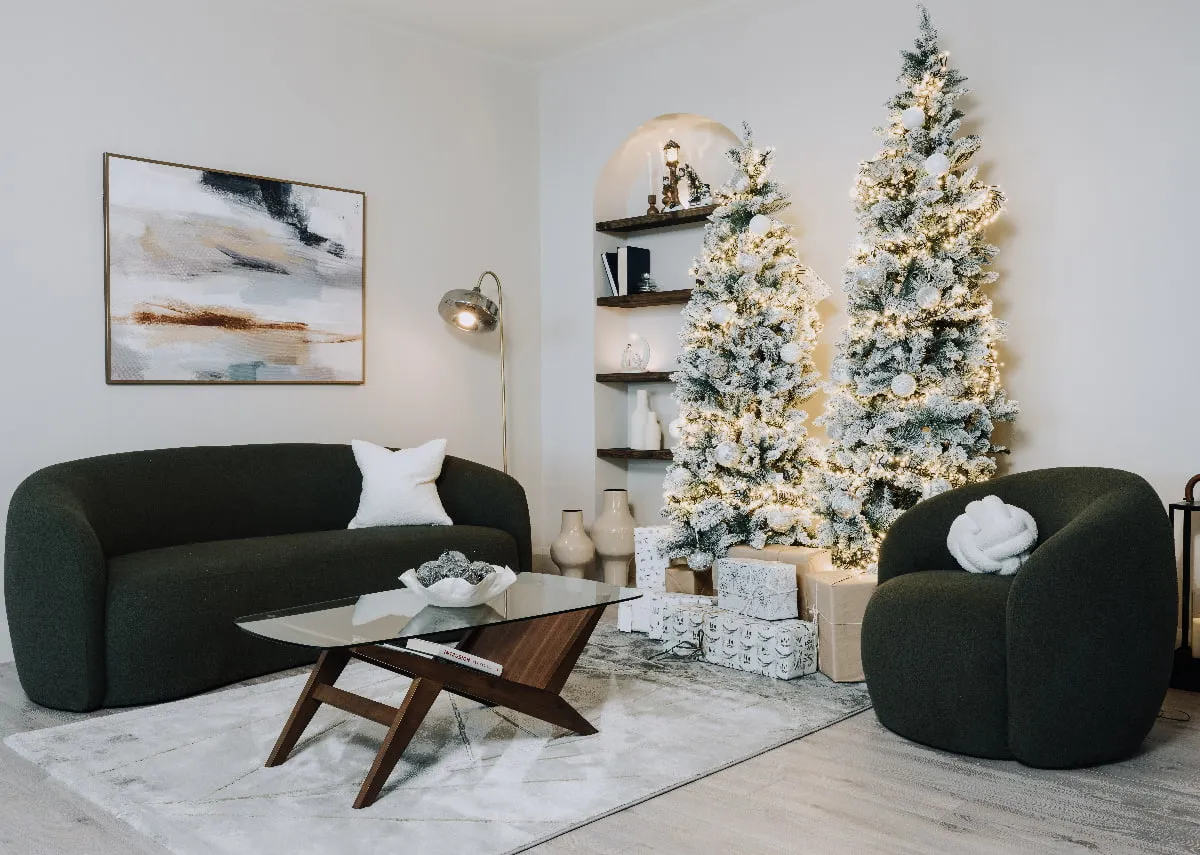 Noble 8ft (240cm) Slim - White Christmas Tree