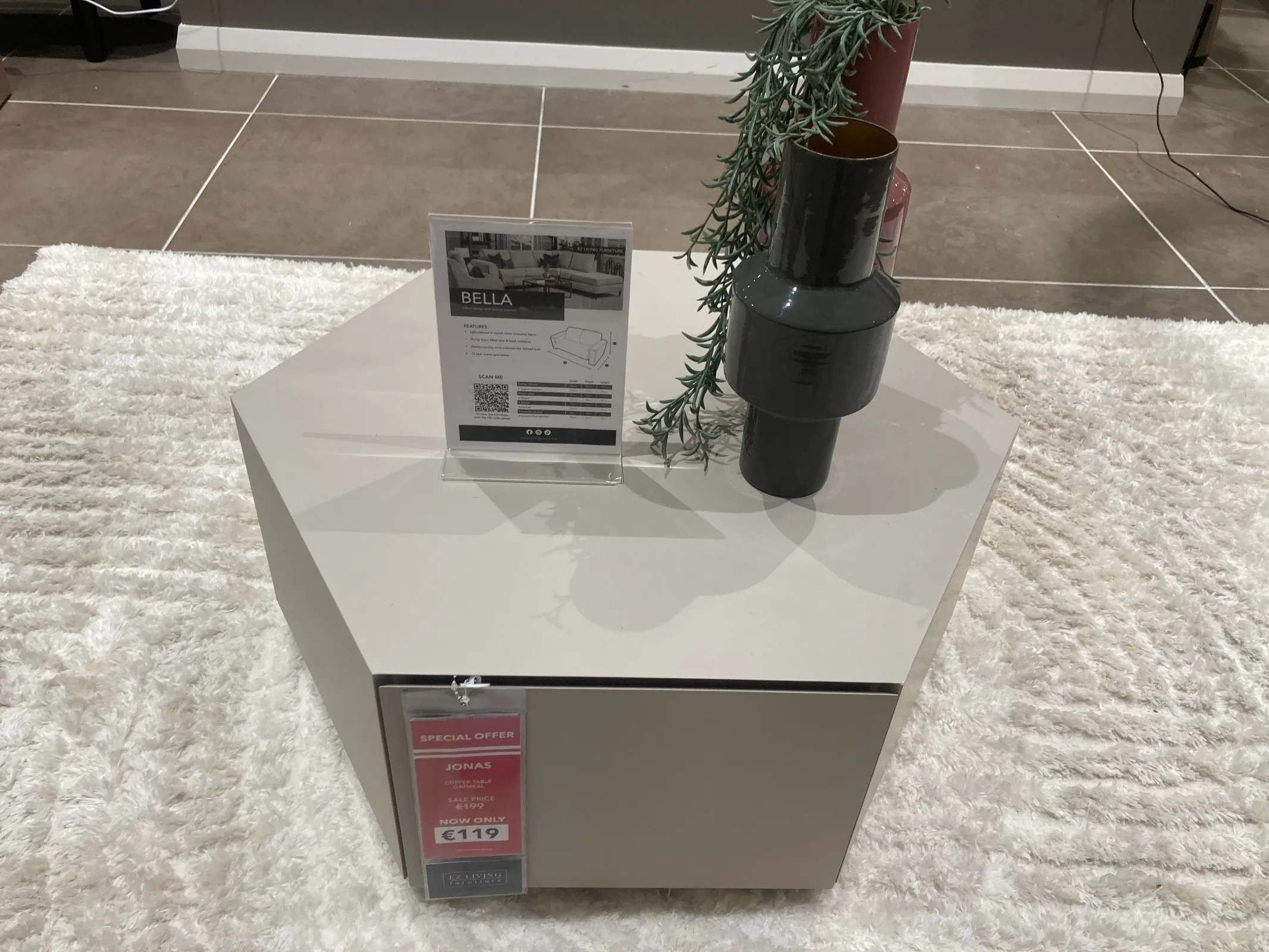 Jonas 1 Drawer Off-White Coffee Table (Clonmel Floor Model)