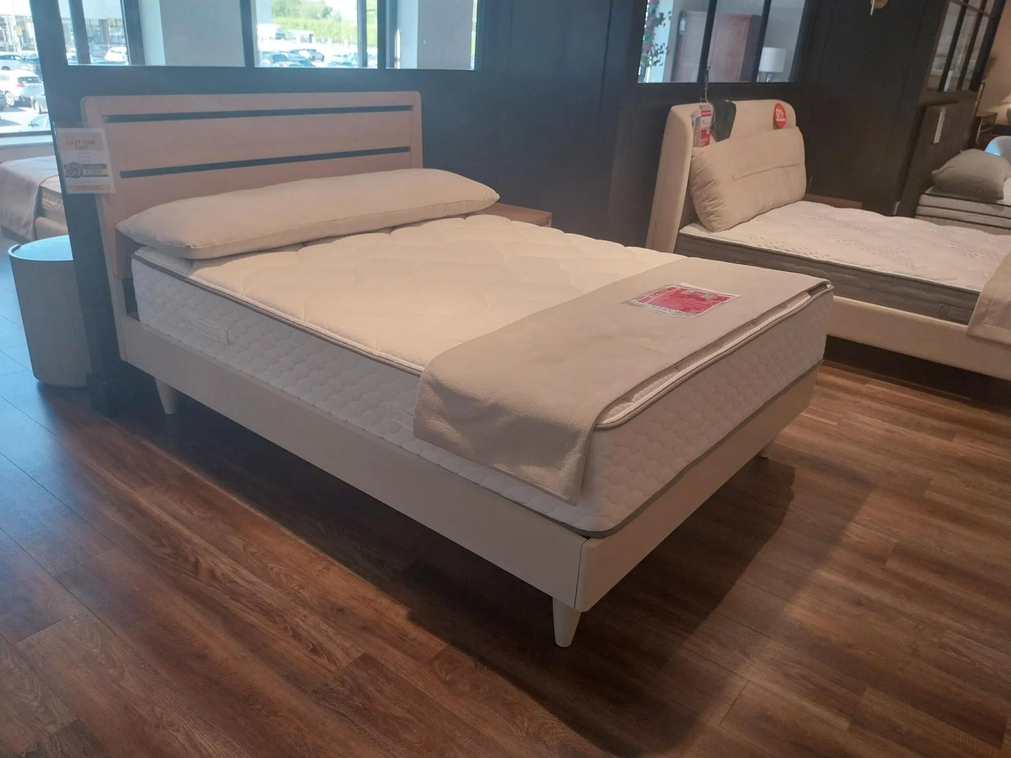 Larsen 5ft Bedframe (Galway Floor Model)