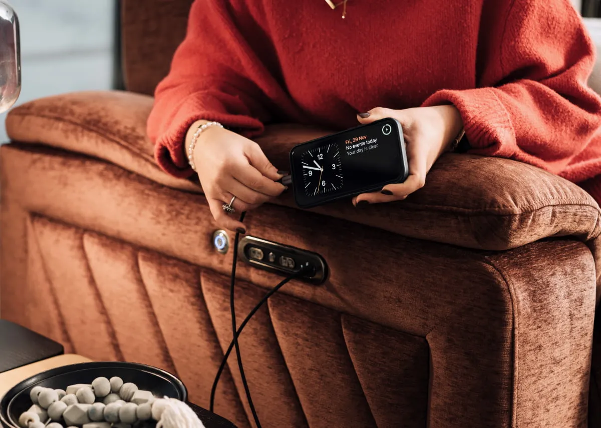 A dimension image of the Paige 2 Seater sofa with 173cm x 98-166cm x 95-105cm