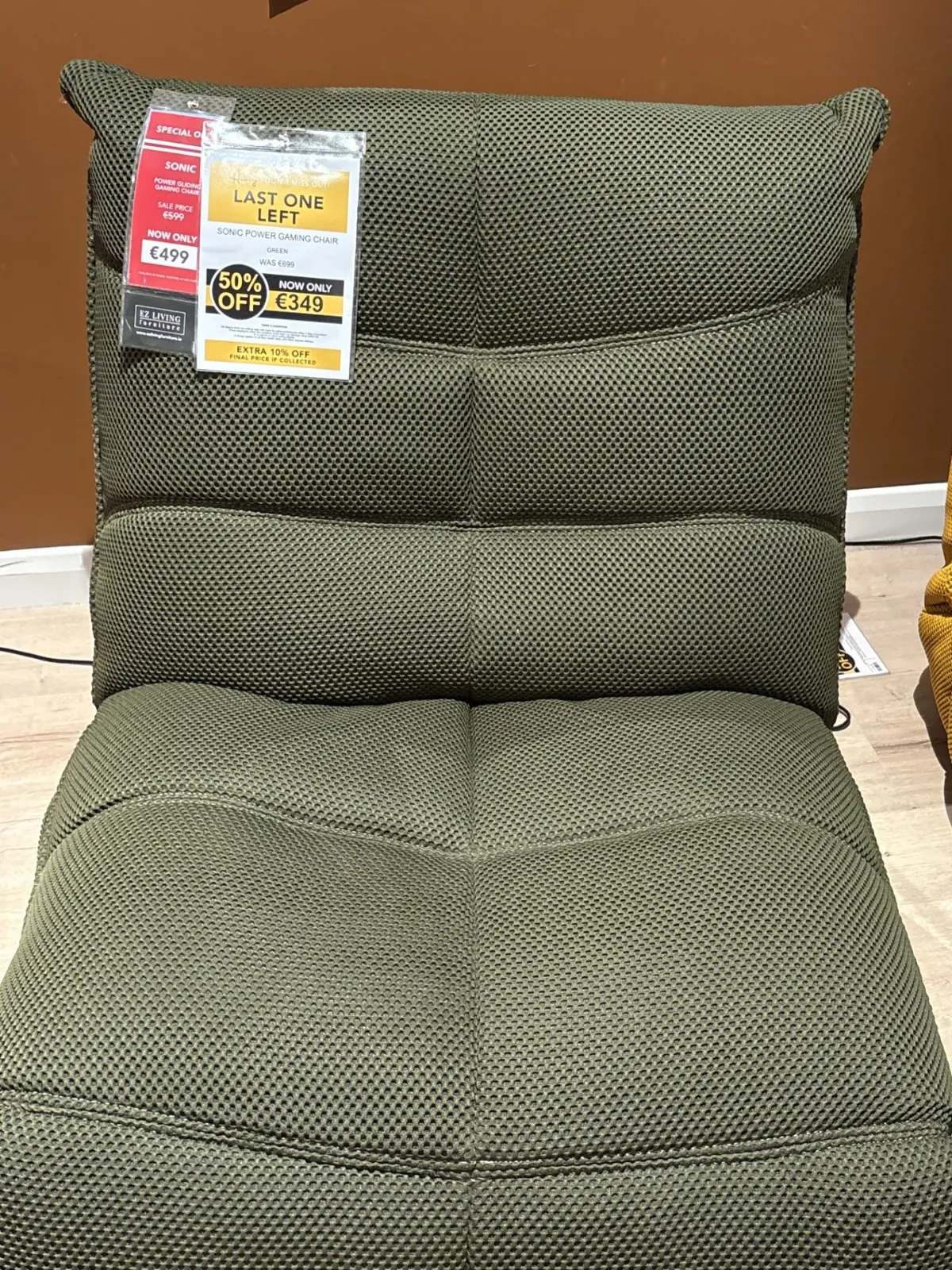 Sonic Green Fabric Power Gliding Gaming Chair (Tallaght Floor Model)