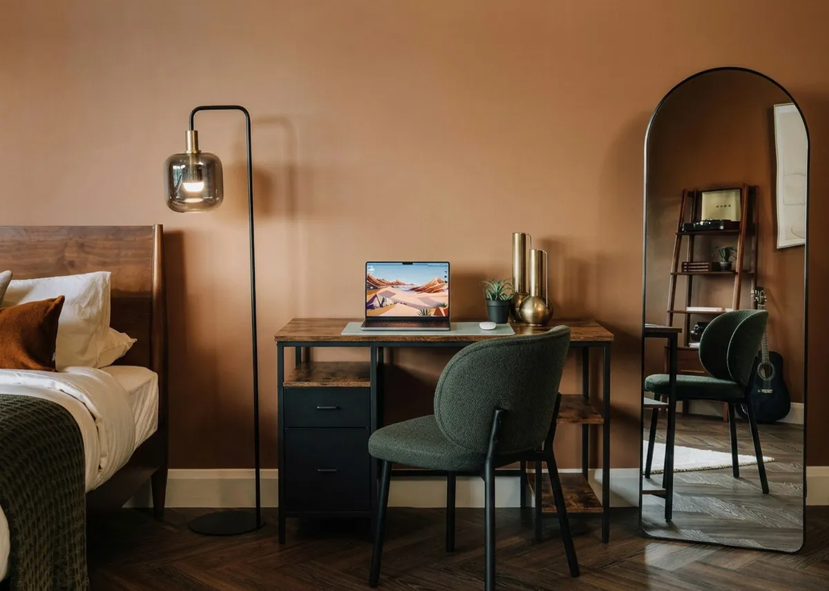 Brown Work Desk with Drawers - Workhub