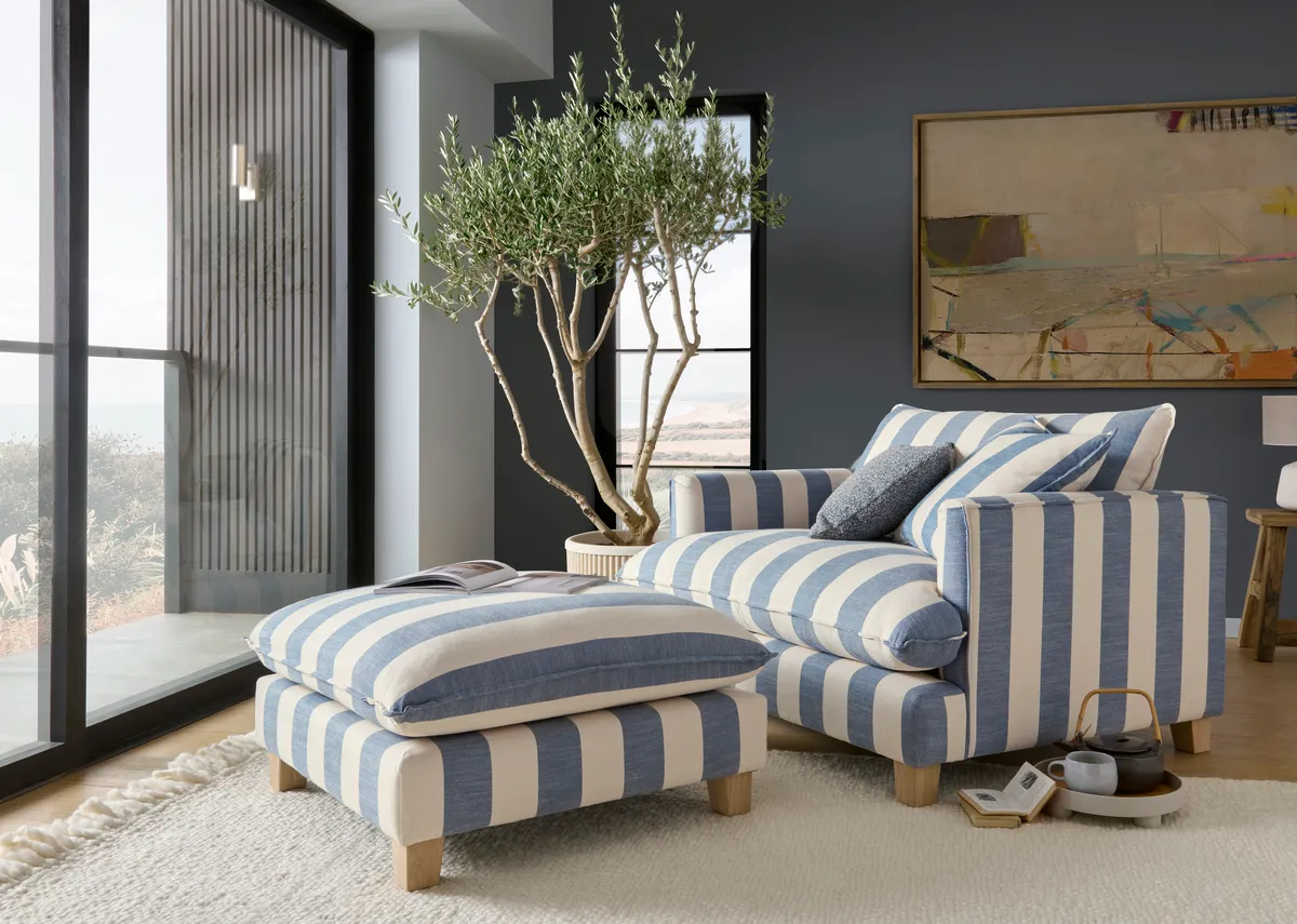 https://media.ezlivingfurniture.ie/lookbook/694127ffda718.webp
