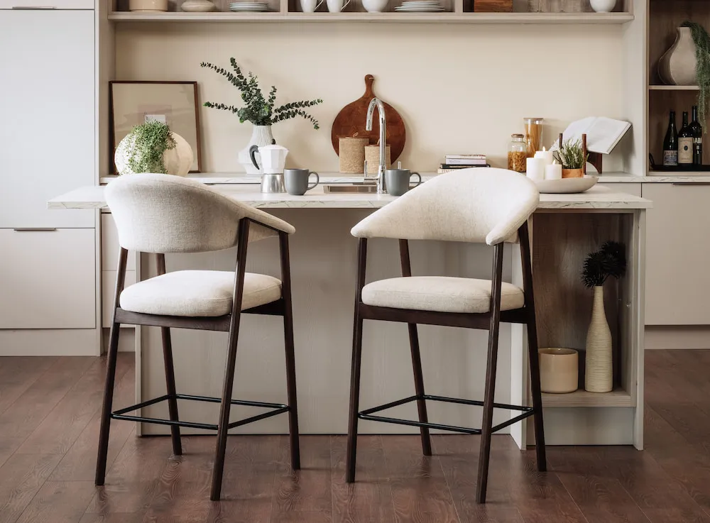 How To Choose The Right Bar Stool For You
