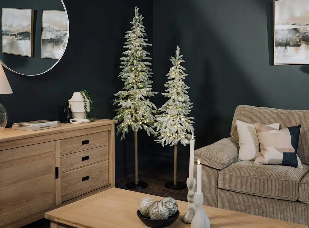 How To Decorate Small Spaces This Christmas