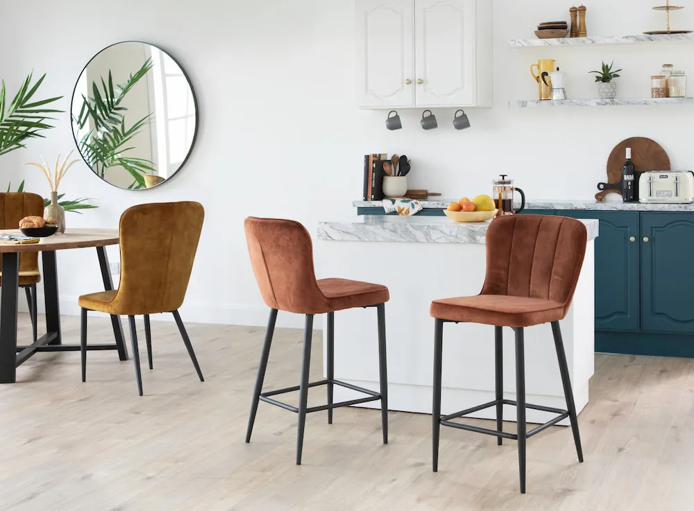 How To Choose The Right Bar Stool For You