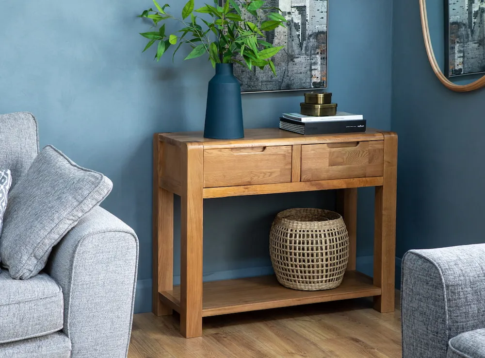 7&nbsp; Ways To Use A Console Table