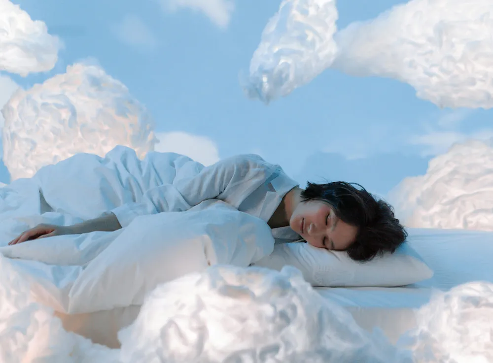 Starfish, Pillow-hugger Or Skydiver? What Kind Of Sleeper Are You?