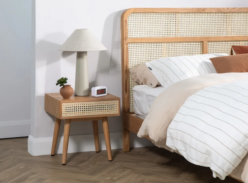 The Versatility of Lamp Tables: How to Incorporate Them into Your Home Decor