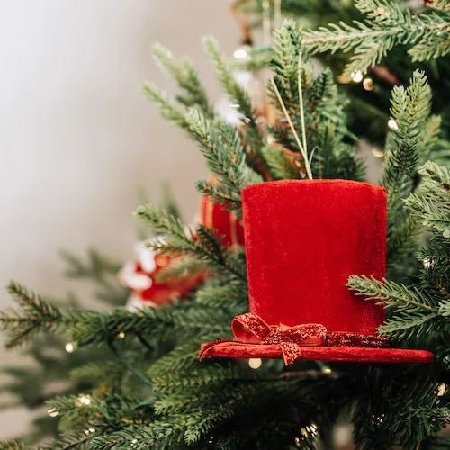 Red Fabric Top Hat Christmas Bauble at EZ Living Furniture.