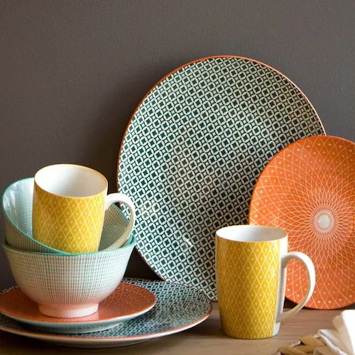 Kali Dinnerware from EZ Living Furniture.